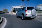 Toyota RAV4 2005 года